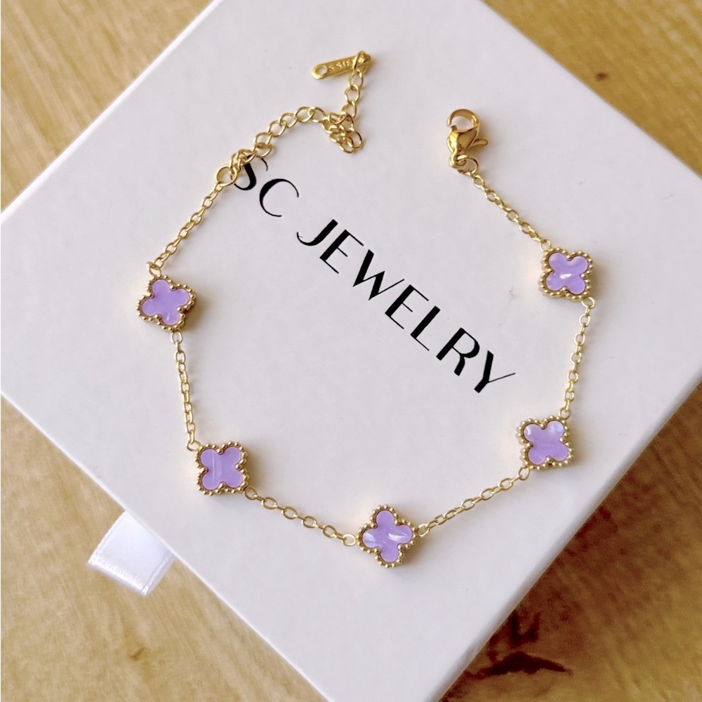 Last 3 🔥 Light Purple Petite Clover Bracelet Stainless Steel Double Sided - Picture 3 of 8